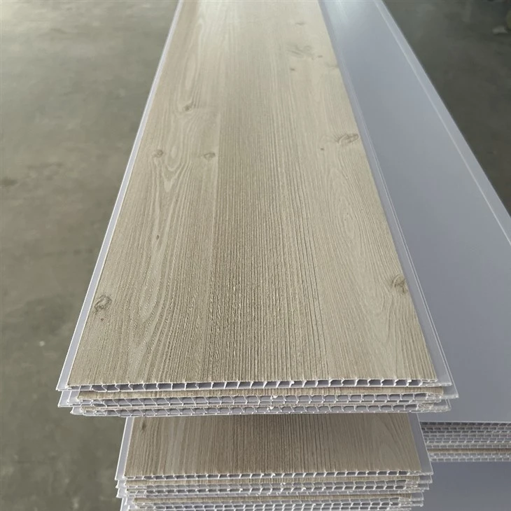 Lainas de Techo PVX